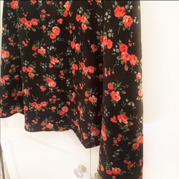 Floral black Express dress flowy size 2 - Picture 5 of 5